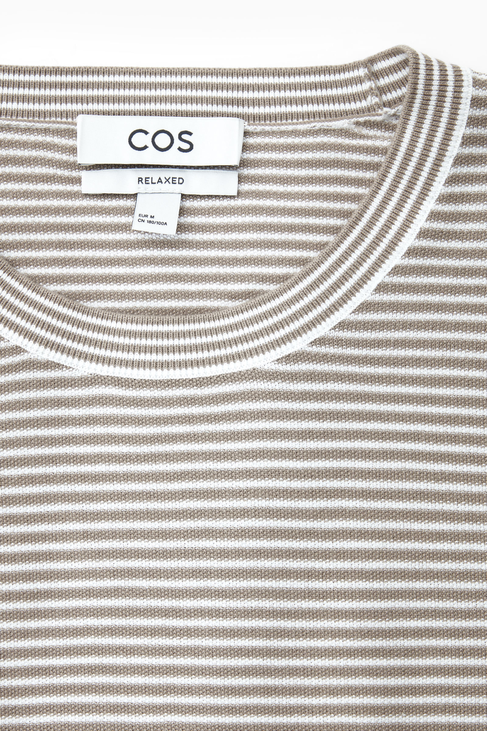 休闲版型圆领条纹织理T恤- COS官网
