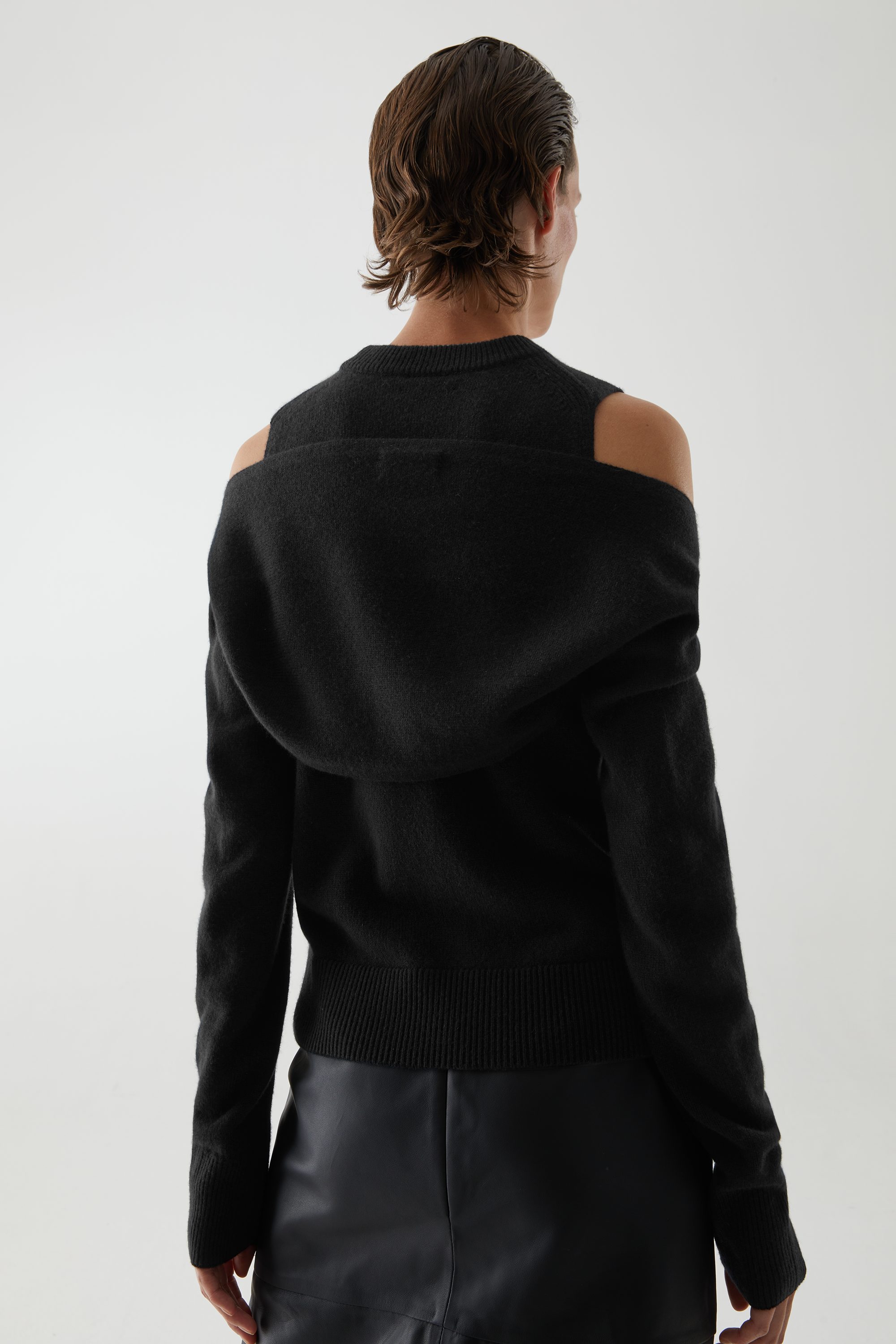 短款羊绒连肩袖套 - cos官网